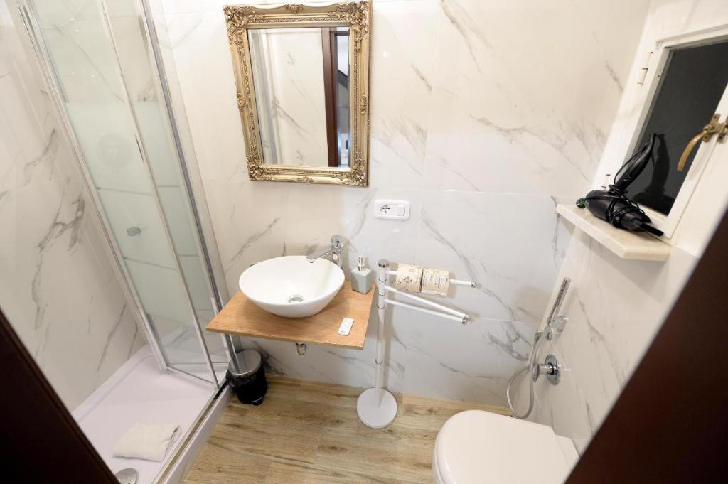 K'Alma Apartment Colosseo - Leopardi โรม ภายนอก รูปภาพ